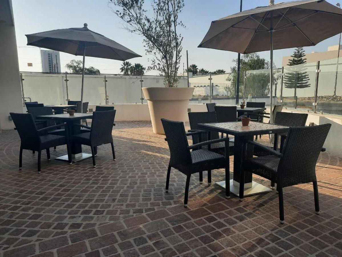 Fiesta Inn Celaya Galerias Eksteriør billede