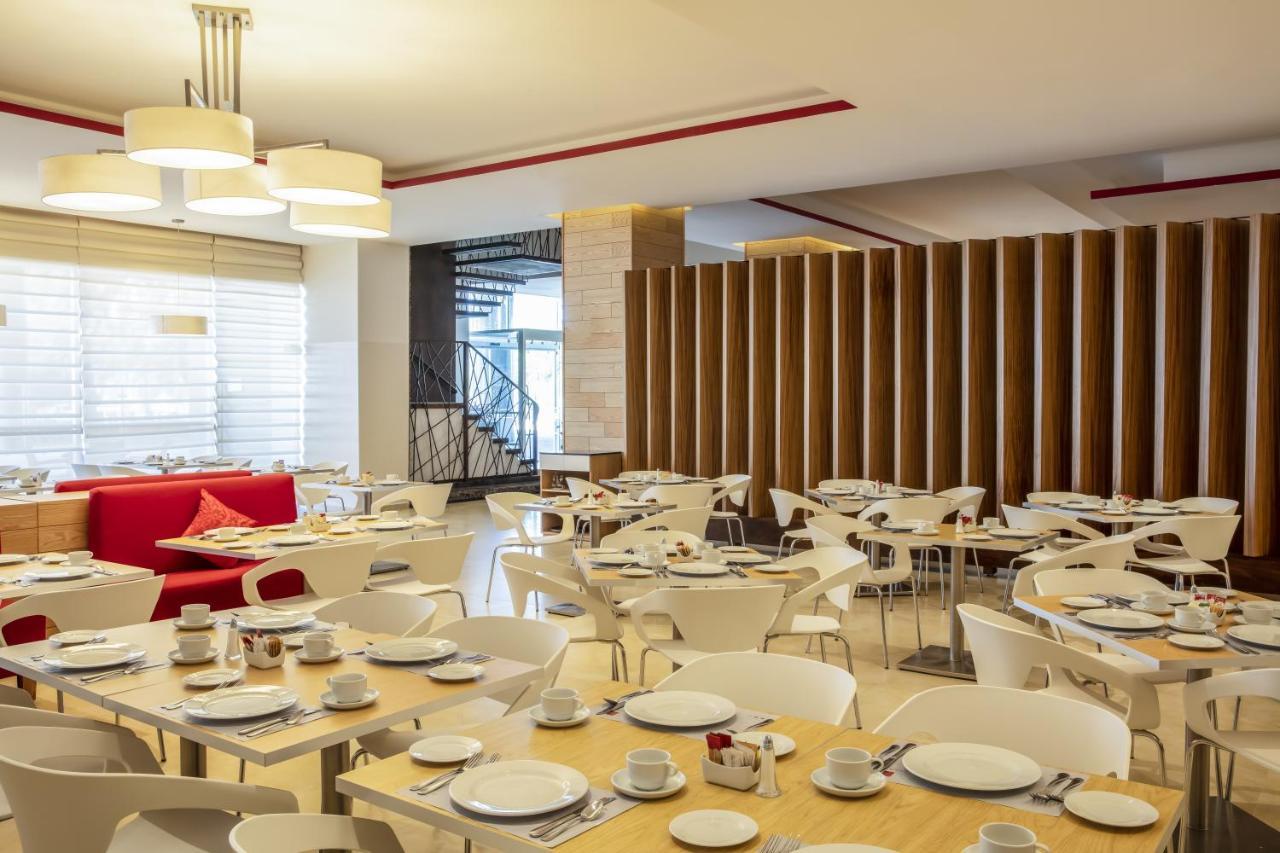 Fiesta Inn Celaya Galerias Eksteriør billede